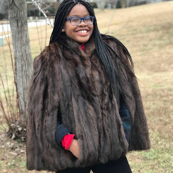 Meet your Posher, Shafar - Picture 1 of 1